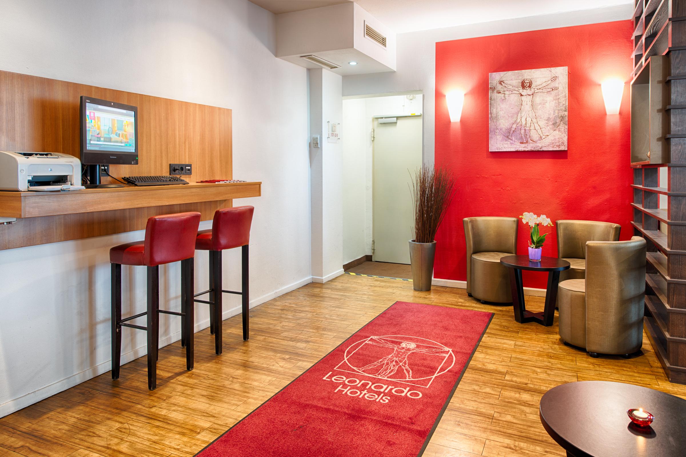 Hotel Leonardo Frankfurt Center 3*