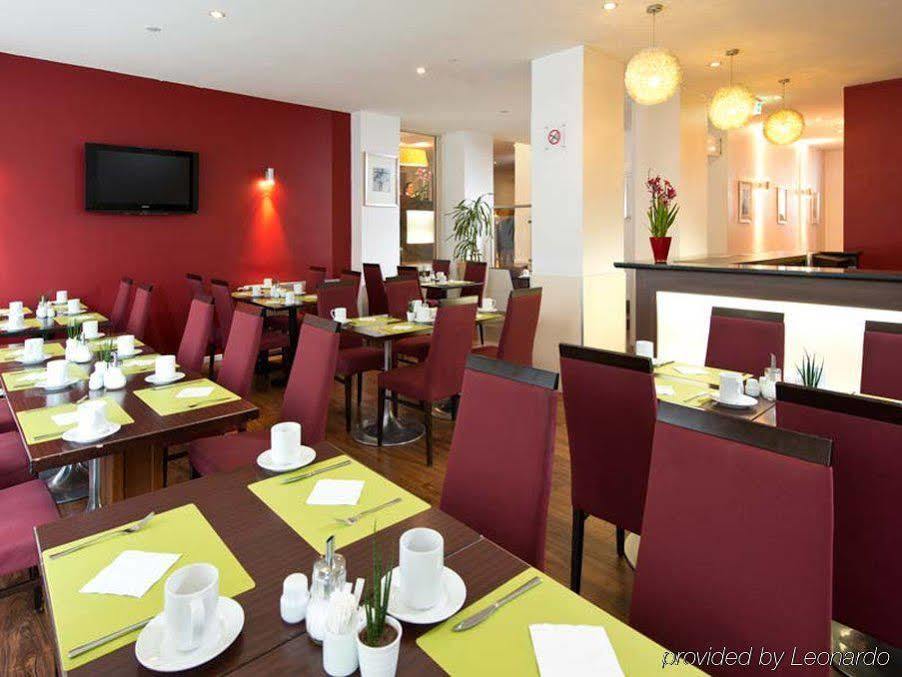 Leonardo Frankfurt Center 3*